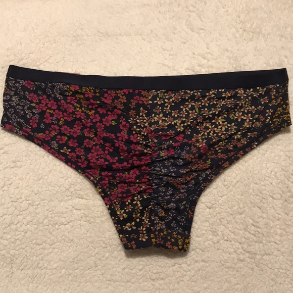 Cacique Intimates & Sleepwear Nwt Lane Bryant Cacique Navy Floral